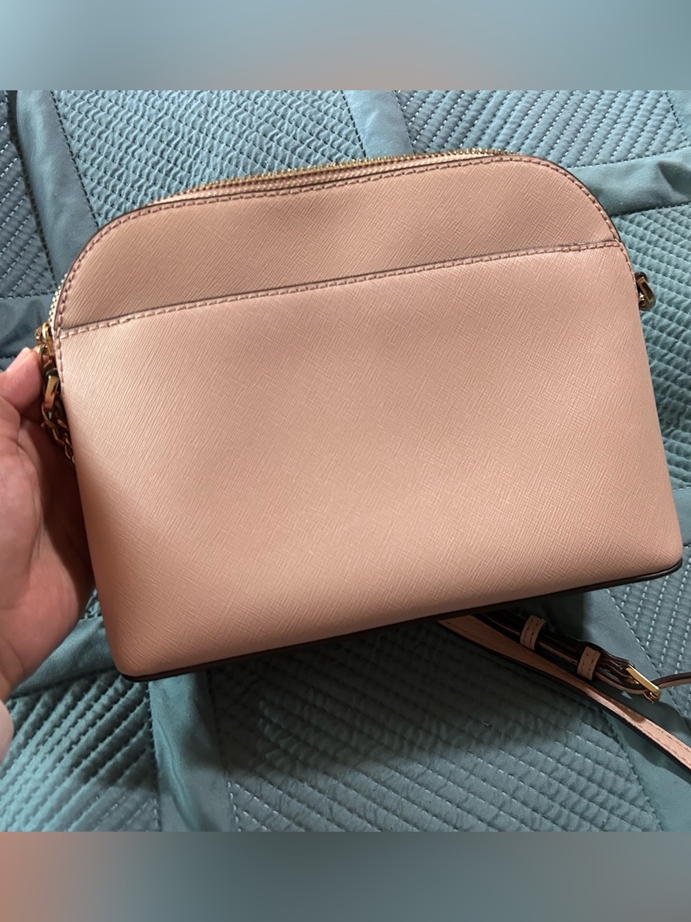Michael Kors Blush Saffiano Dome Crossbody with Gold Hardware - Picture 3 of 12